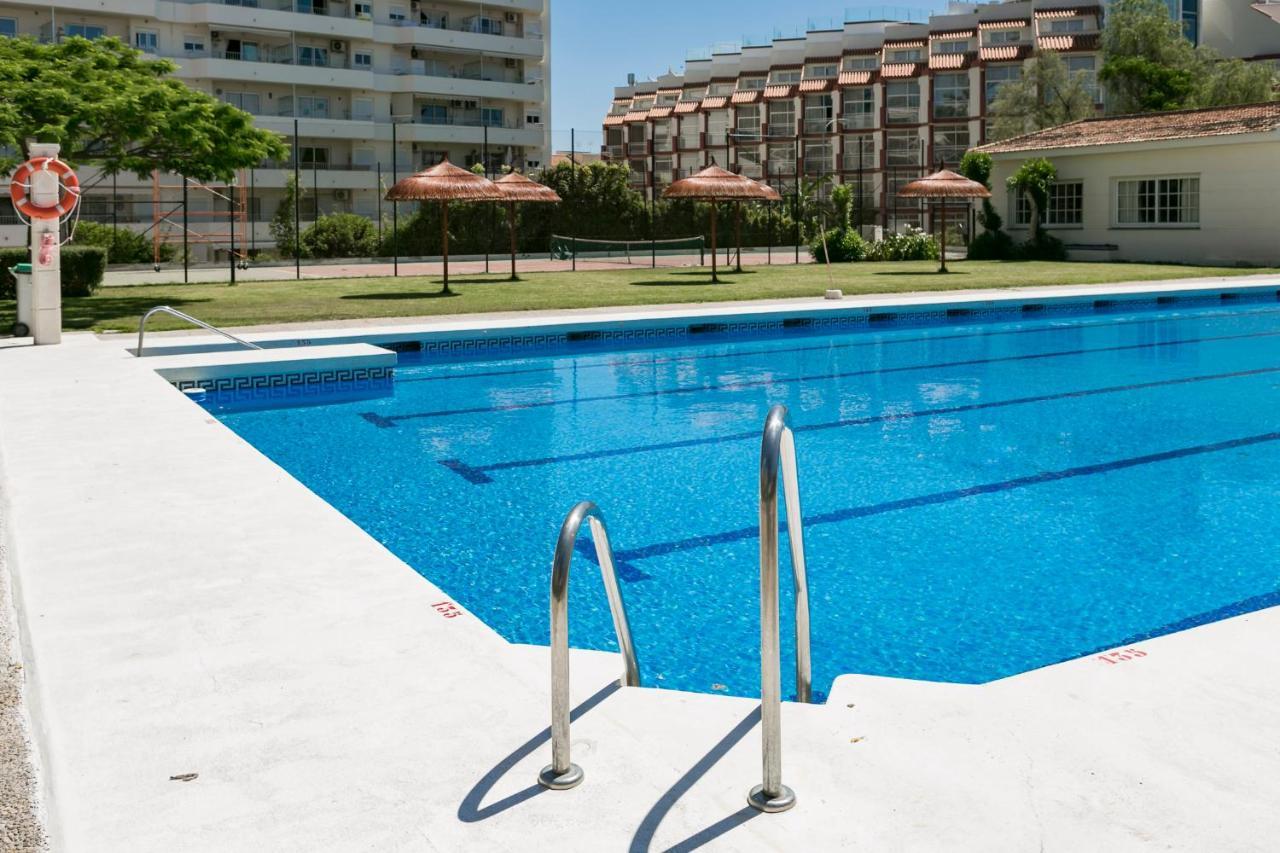 Malagadevacaciones - La Carihuela Palace Torremolinos Eksteriør billede