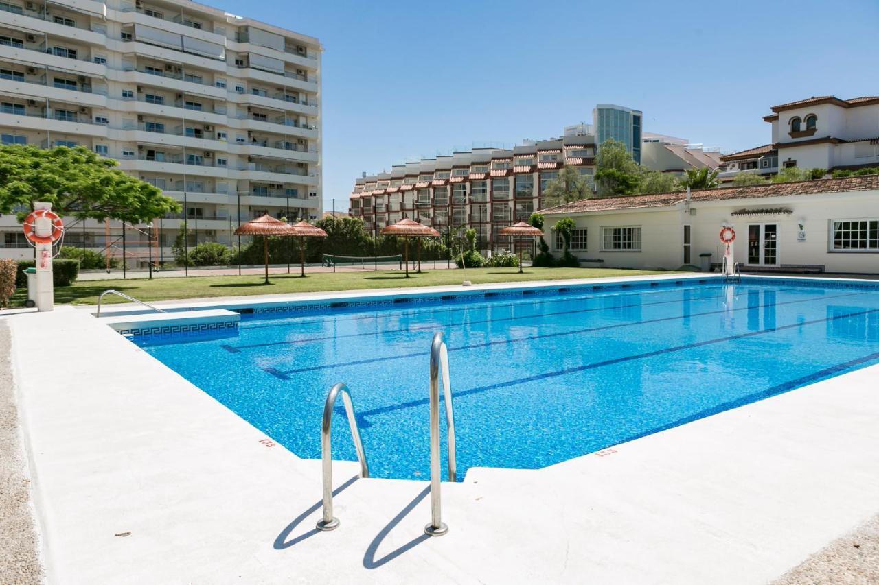 Malagadevacaciones - La Carihuela Palace Torremolinos Eksteriør billede