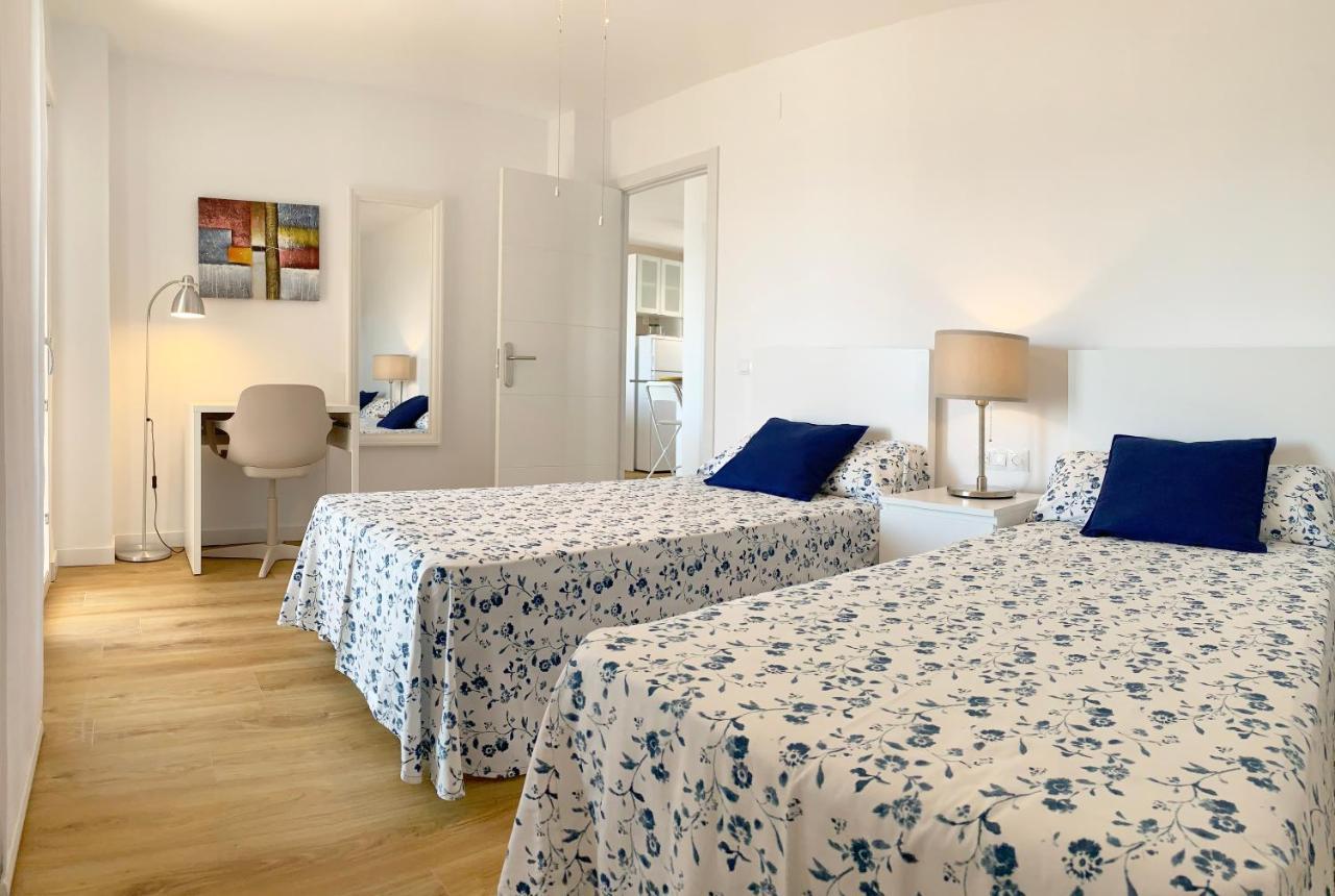 Malagadevacaciones - La Carihuela Palace Torremolinos Eksteriør billede